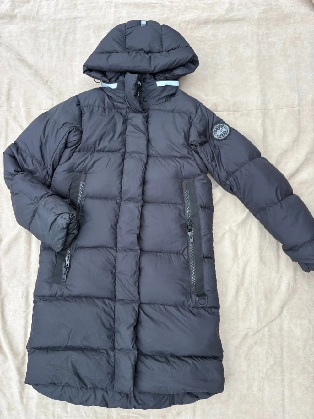 🦆Canada Goose Girls Kids Dark Gray Puffer Jacket with detachable Hood - L - Picture 1 of 4